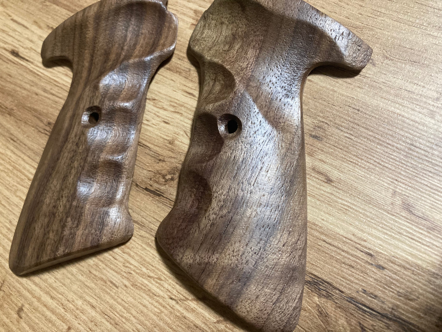 High-quality accessories for Crosman air pistols