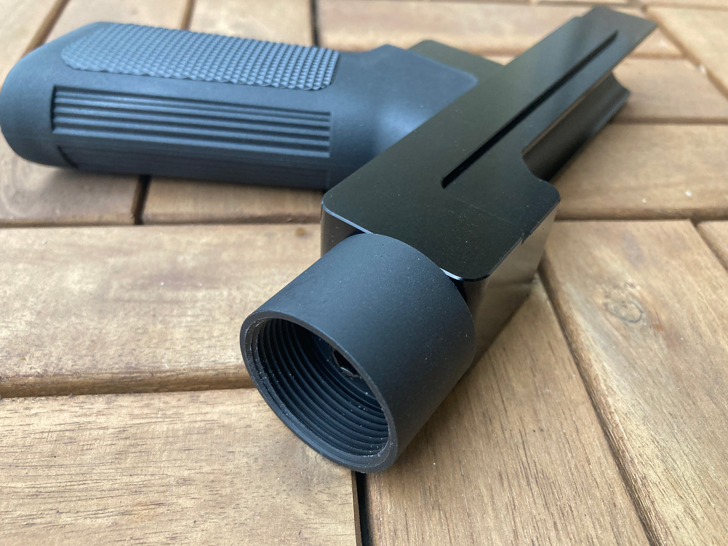 Retro style grip for Diana Chaser Airbug Bandit (Artemis Snowpeak SMK) CP2 PP800 with aluminum chassis